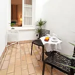 Lirio De With A Pool In The Old Town Sevilla